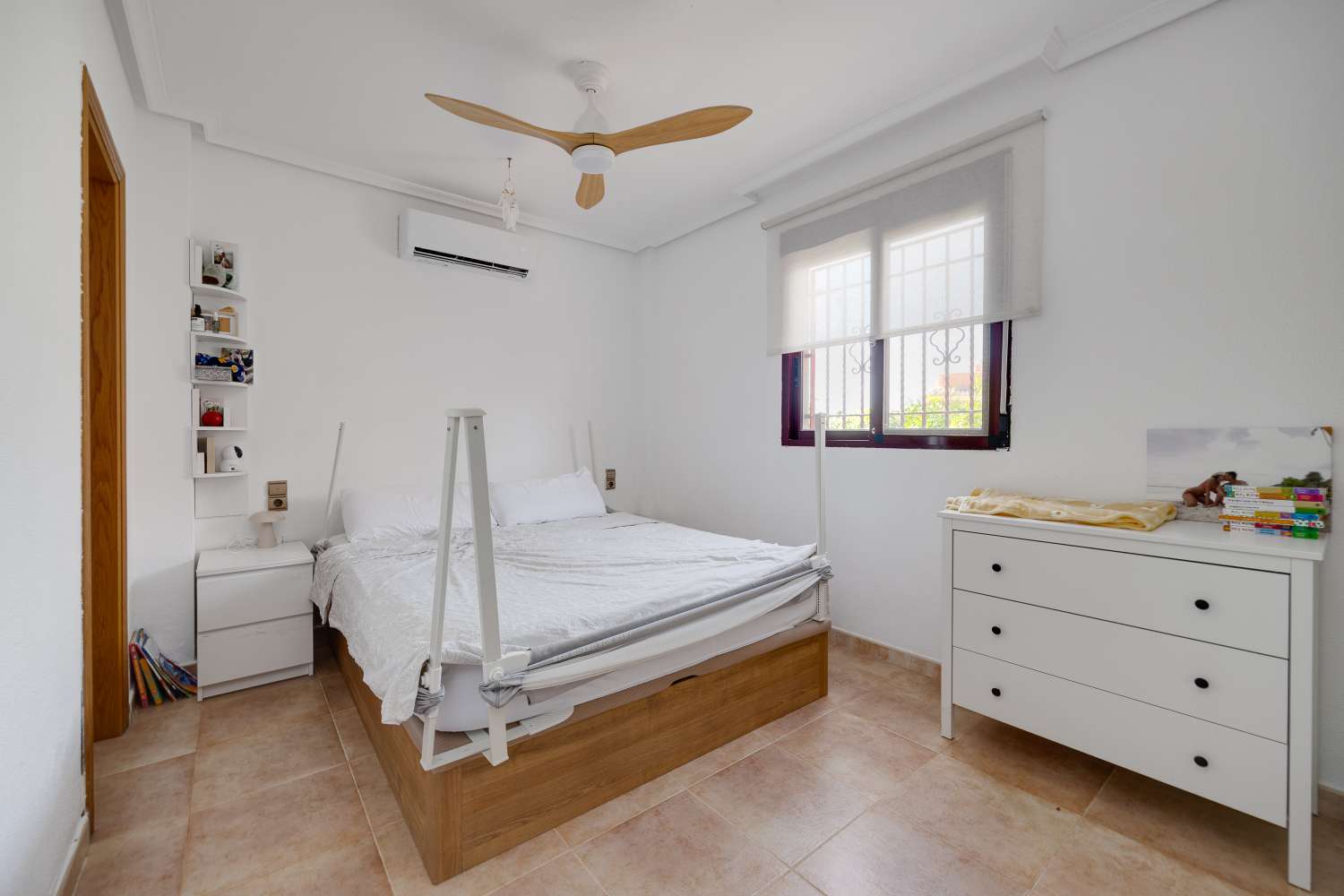 Espaciosa villa independiente de 3 dormitorios con piscina privada y gran parcela