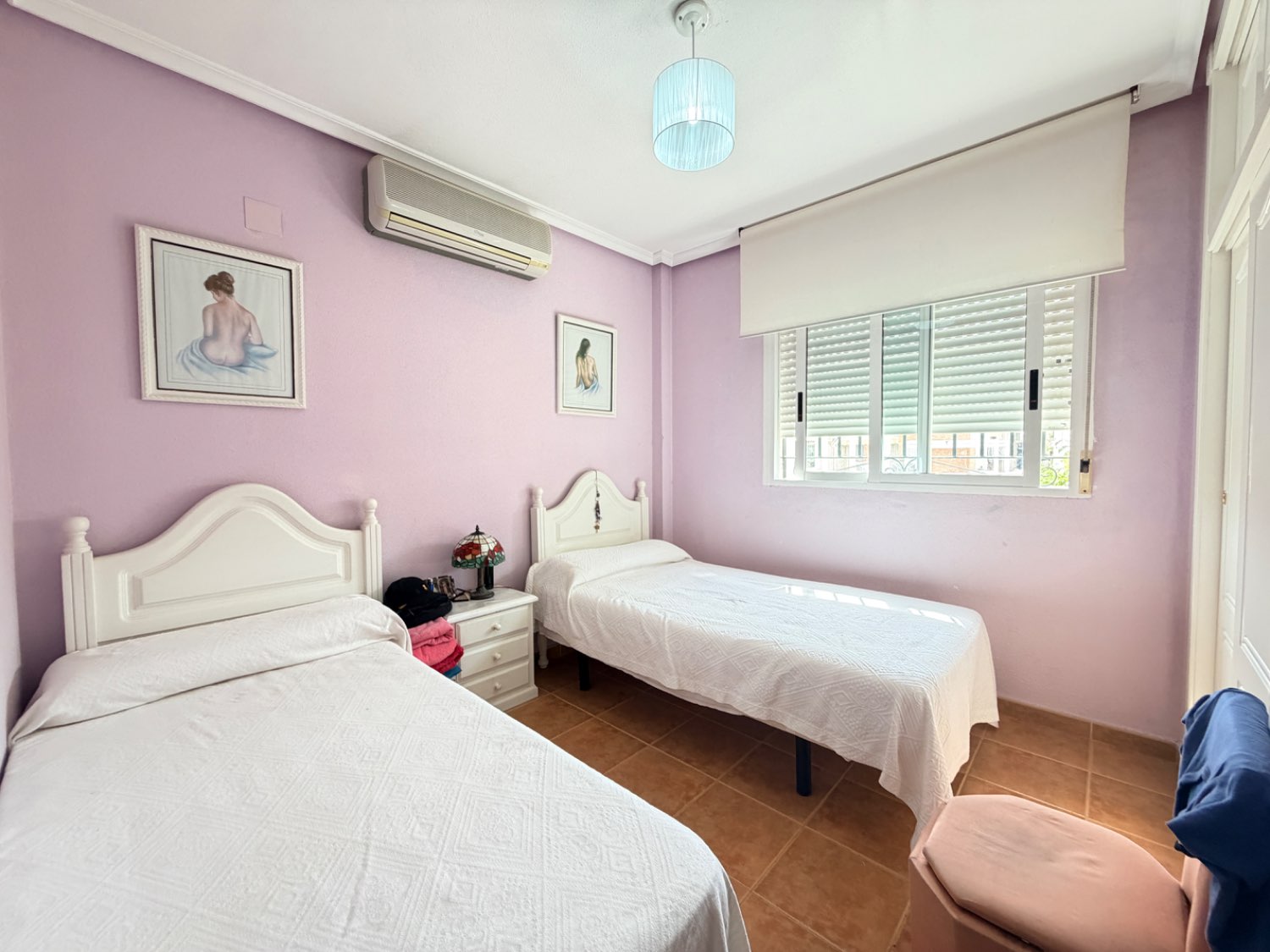 Duplex de 3 dormitorios, 2 baños , piscina privada en el corazón de la Zenia.