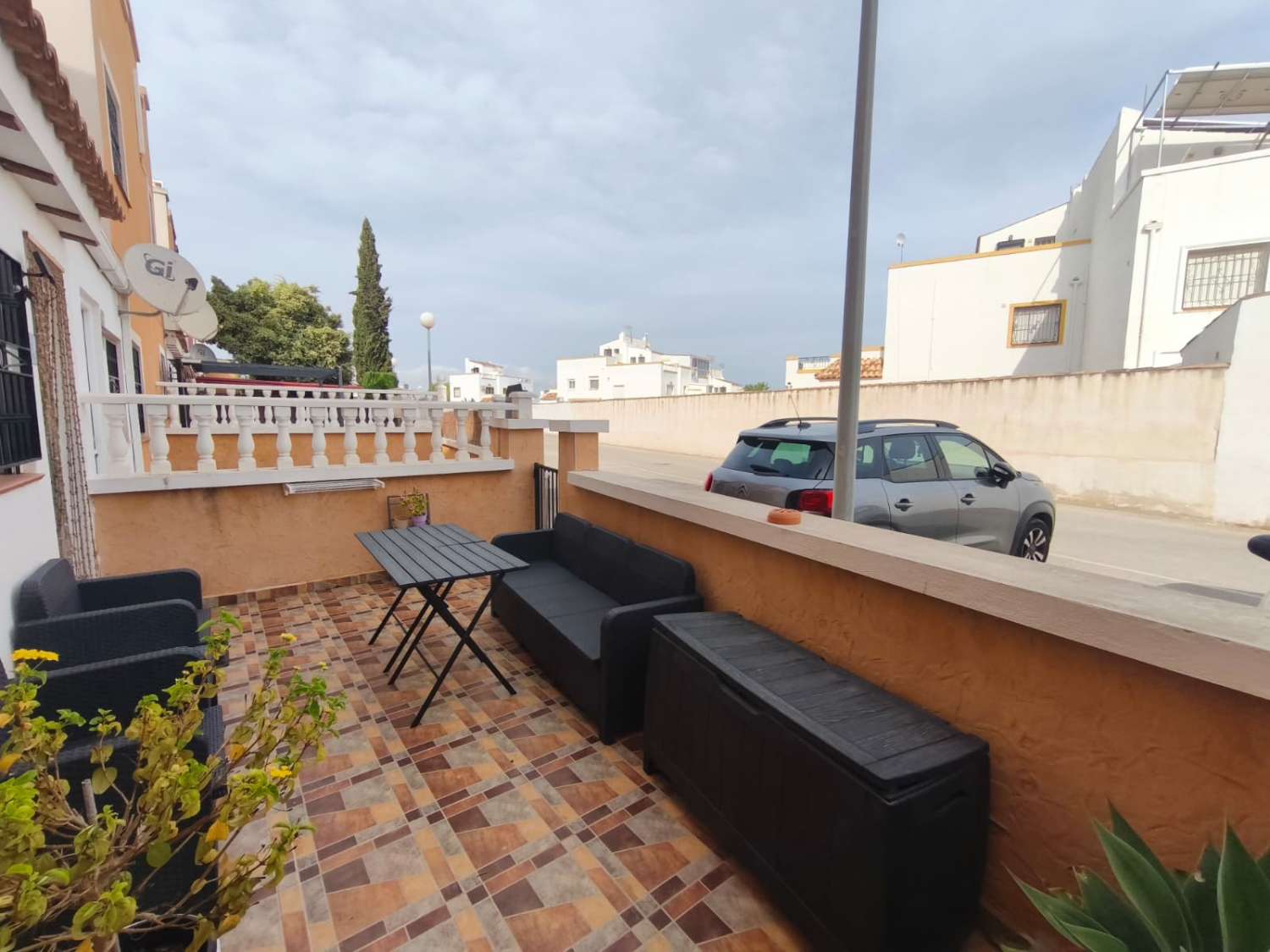 Acogedora vivienda en planta baja de 2 dormitorios y 2 baños