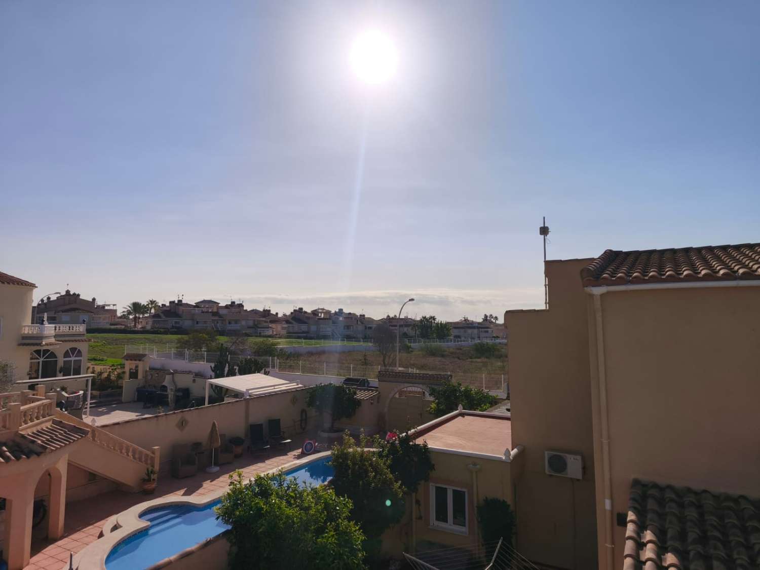 Espaciosa casa independiente de 3 habitaciones en el corazón de La Florida