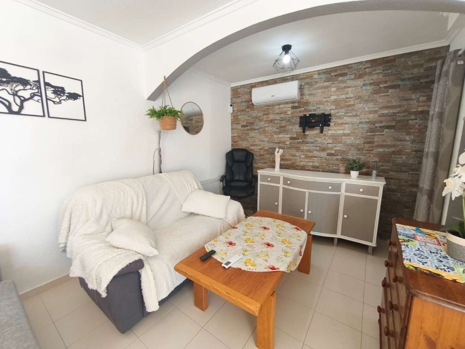 Espaciosa casa independiente de 3 habitaciones en el corazón de La Florida