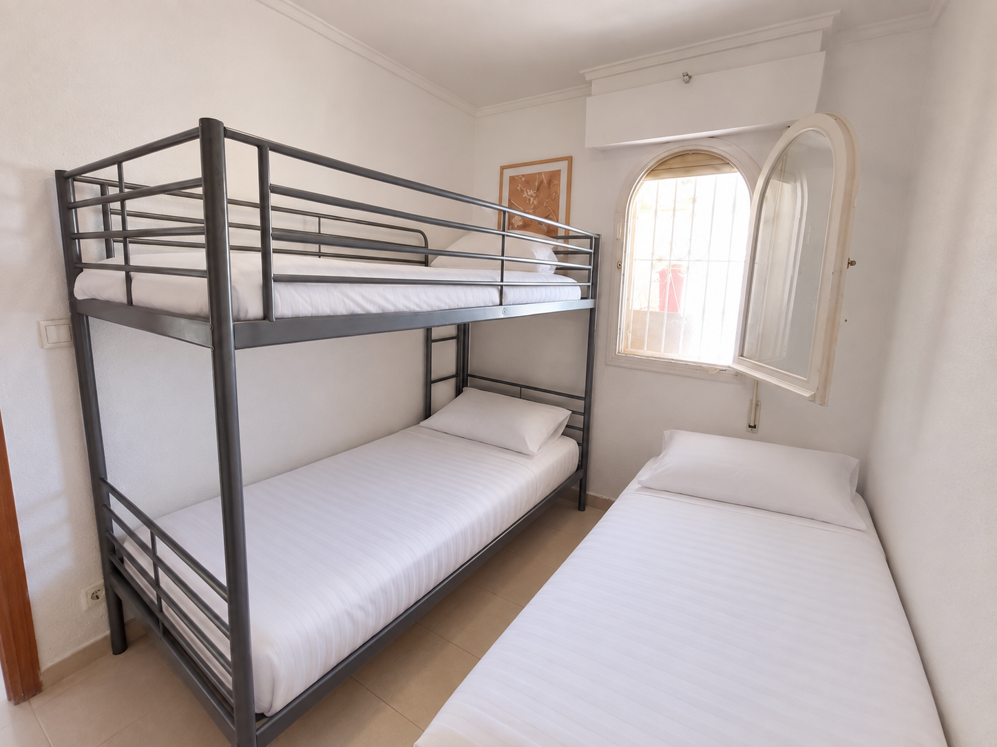 Espaciosa casa independiente de 3 habitaciones en el corazón de La Florida