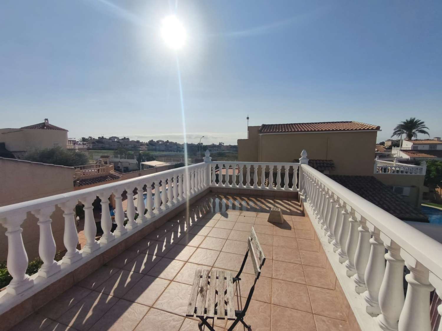 Espaciosa casa independiente de 3 habitaciones en el corazón de La Florida