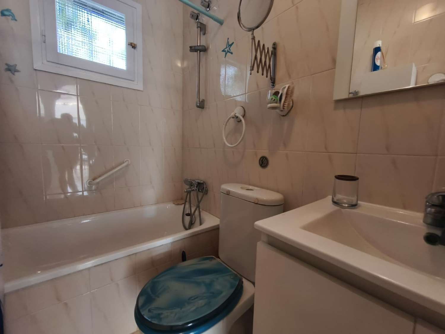 Espaciosa casa independiente de 3 habitaciones en el corazón de La Florida