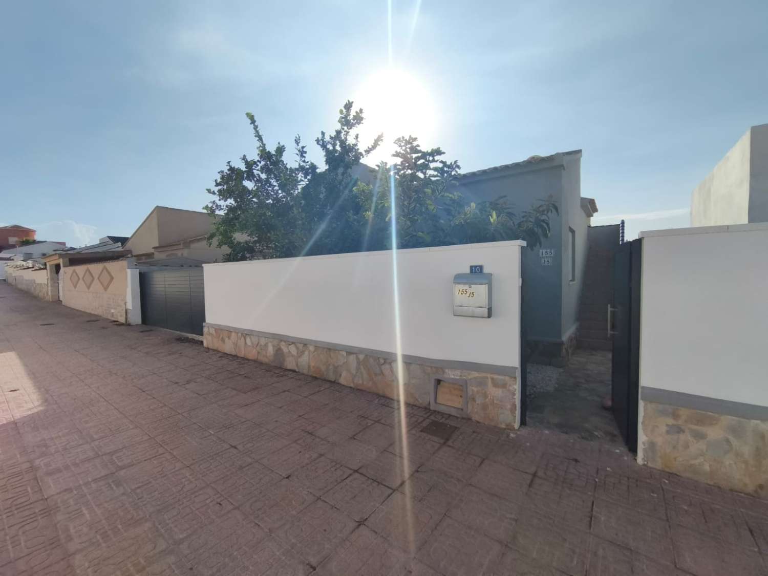 Espaciosa casa independiente de 3 habitaciones en el corazón de La Florida