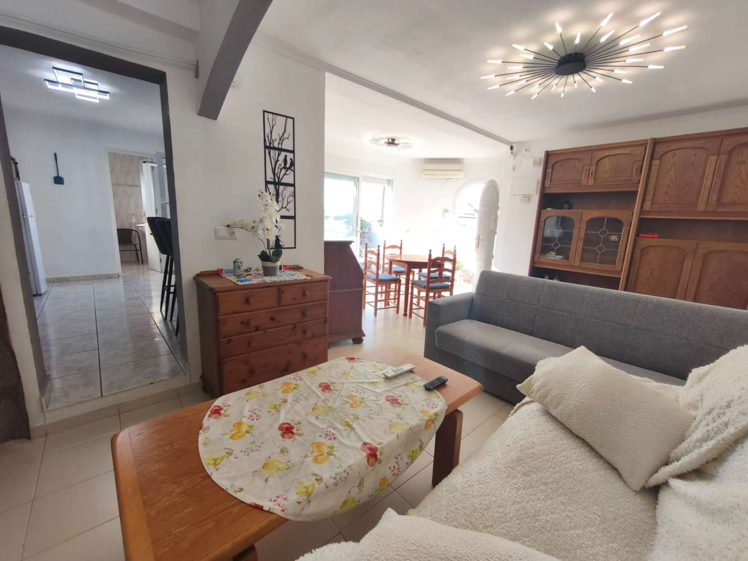 Espaciosa casa independiente de 3 habitaciones en el corazón de La Florida