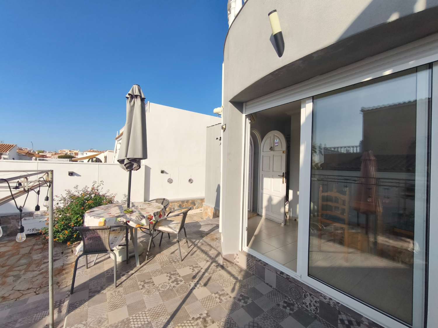 Espaciosa casa independiente de 3 habitaciones en el corazón de La Florida