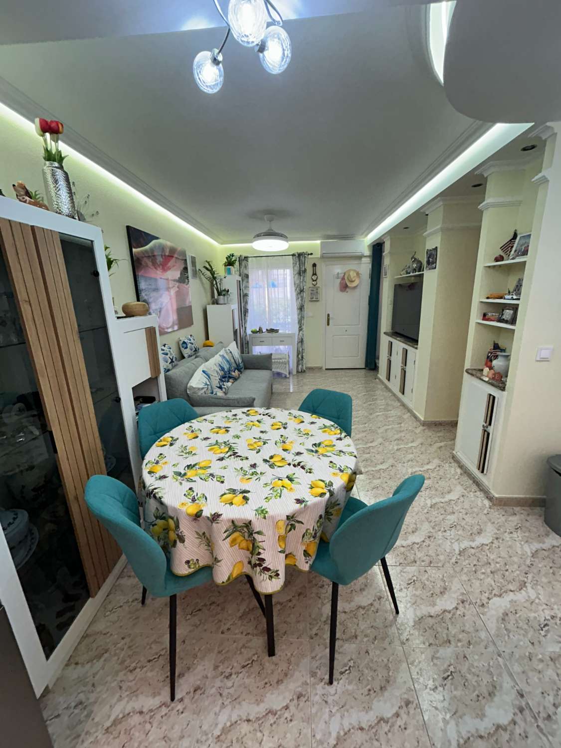 Dúplex de esquina de 2 dormitorios