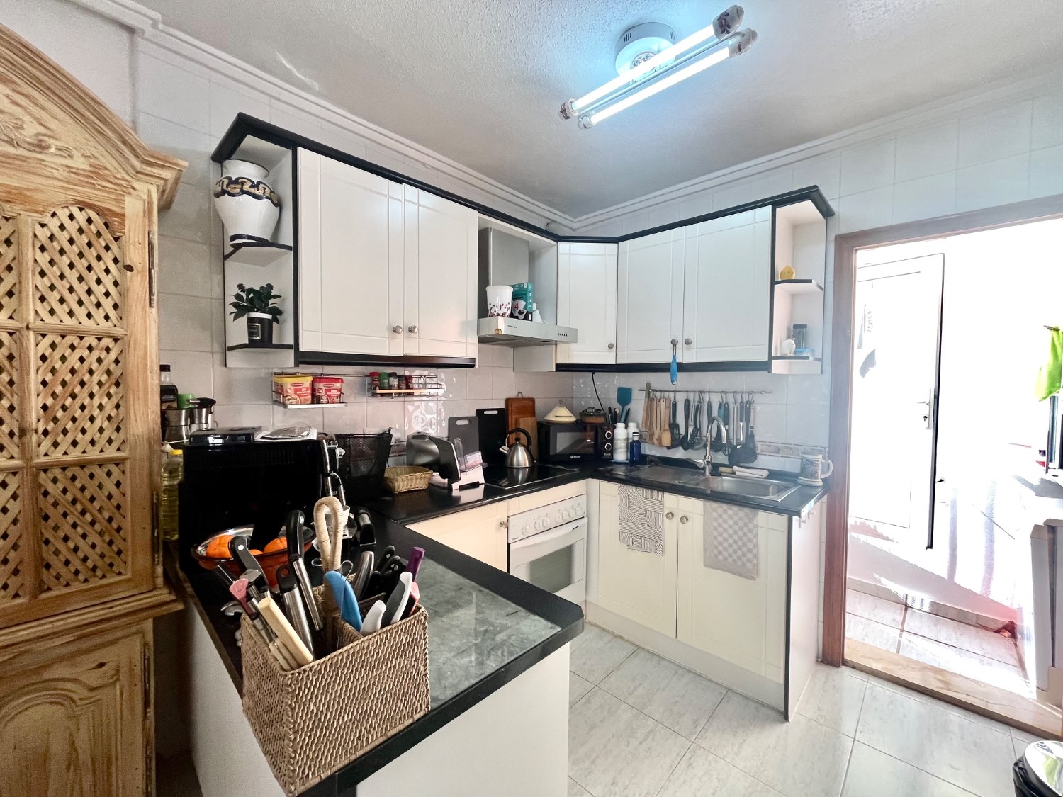 Apartamento muy espacioso de 4 habitaciones y 2 baños en La Florida