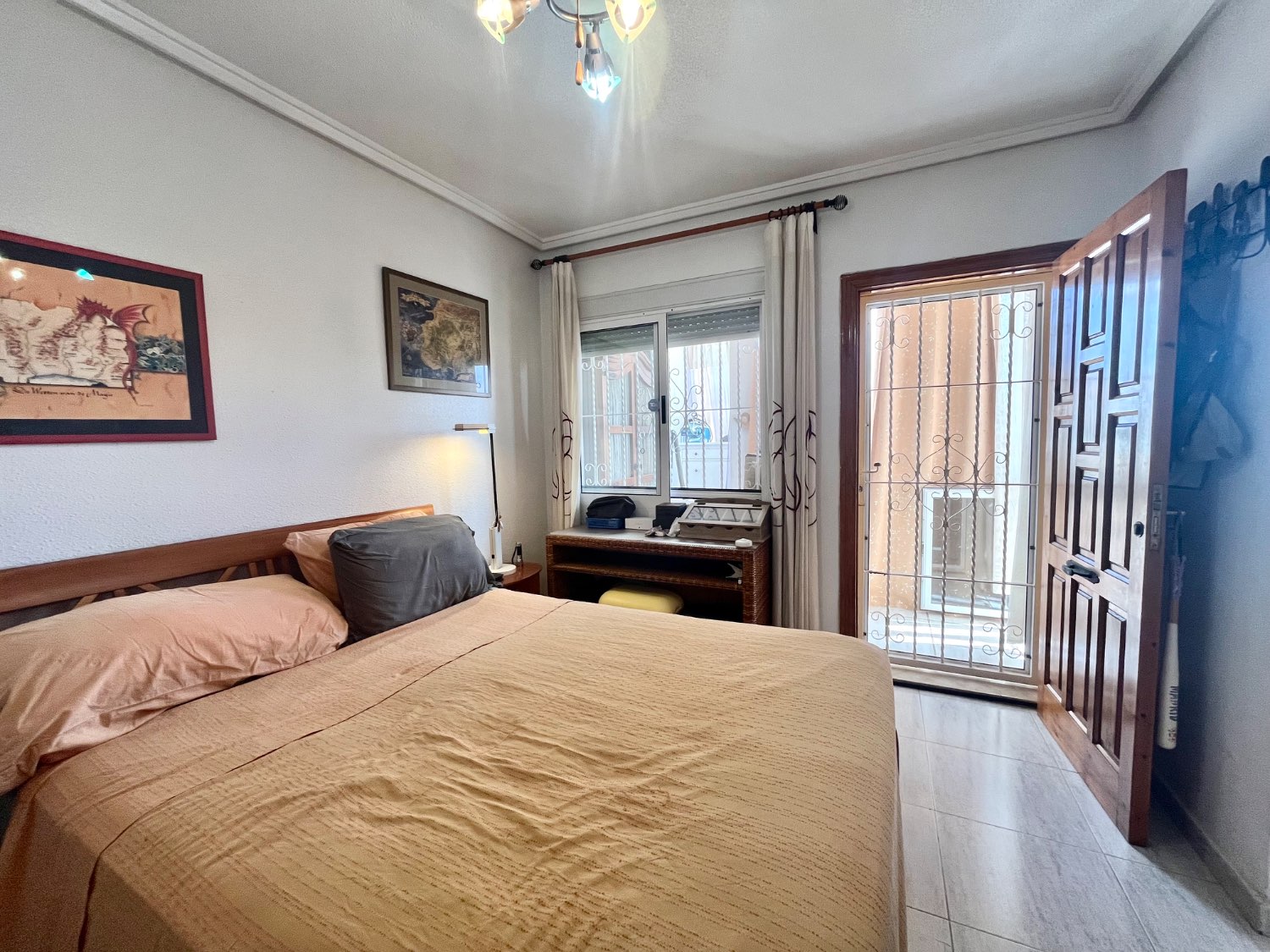 Apartamento muy espacioso de 4 habitaciones y 2 baños en La Florida