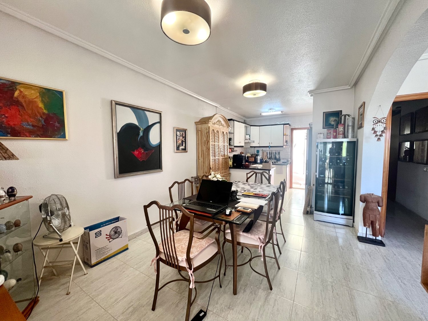 Apartamento muy espacioso de 4 habitaciones y 2 baños en La Florida