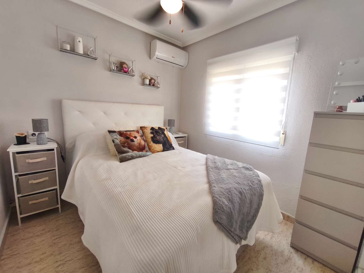 Casa en esquina de 2 dormitorios y 1 baño