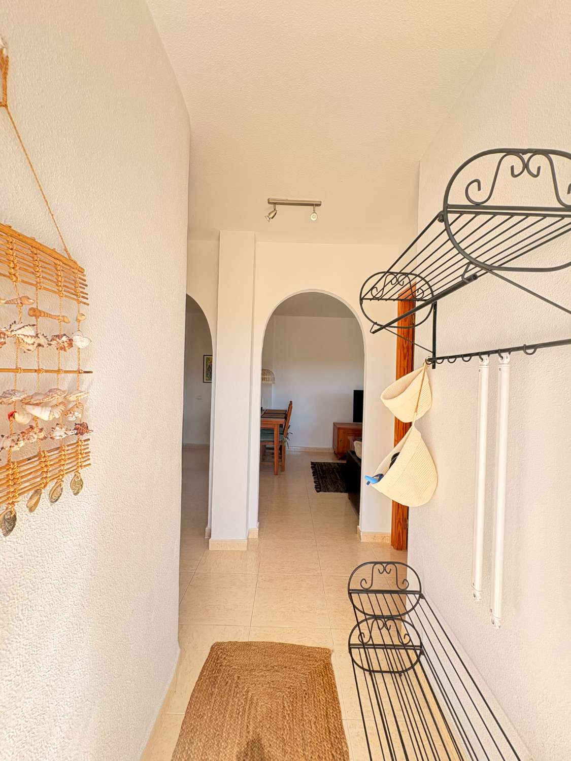 Precioso apartamento soleado con jardín orientado al sur.