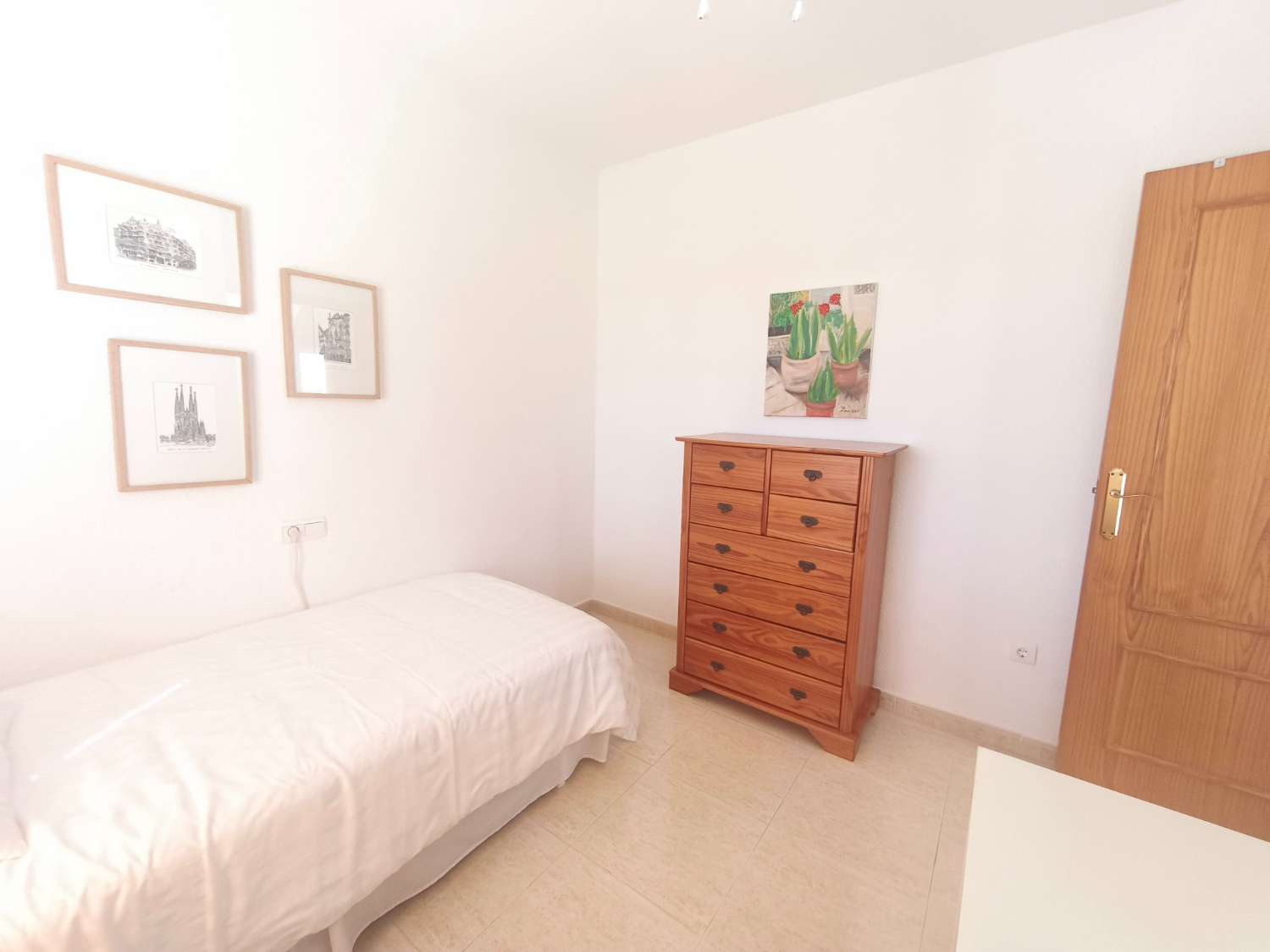 Precioso apartamento soleado con jardín orientado al sur.