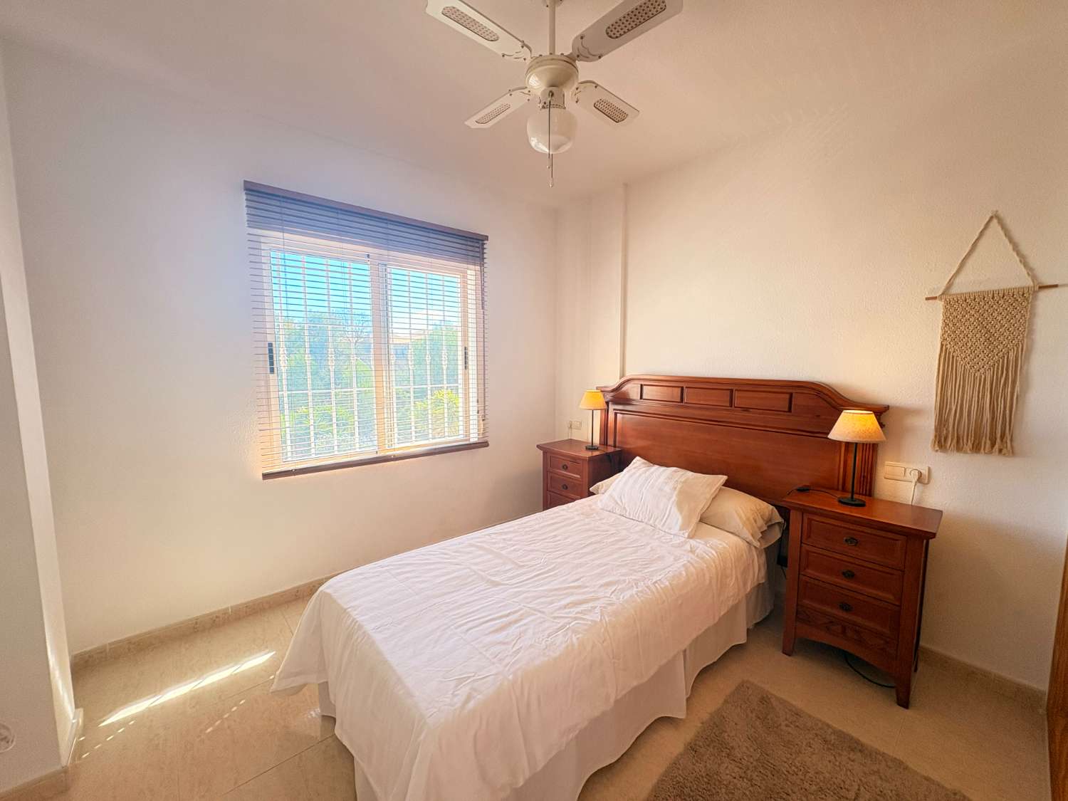 Precioso apartamento soleado con jardín orientado al sur.