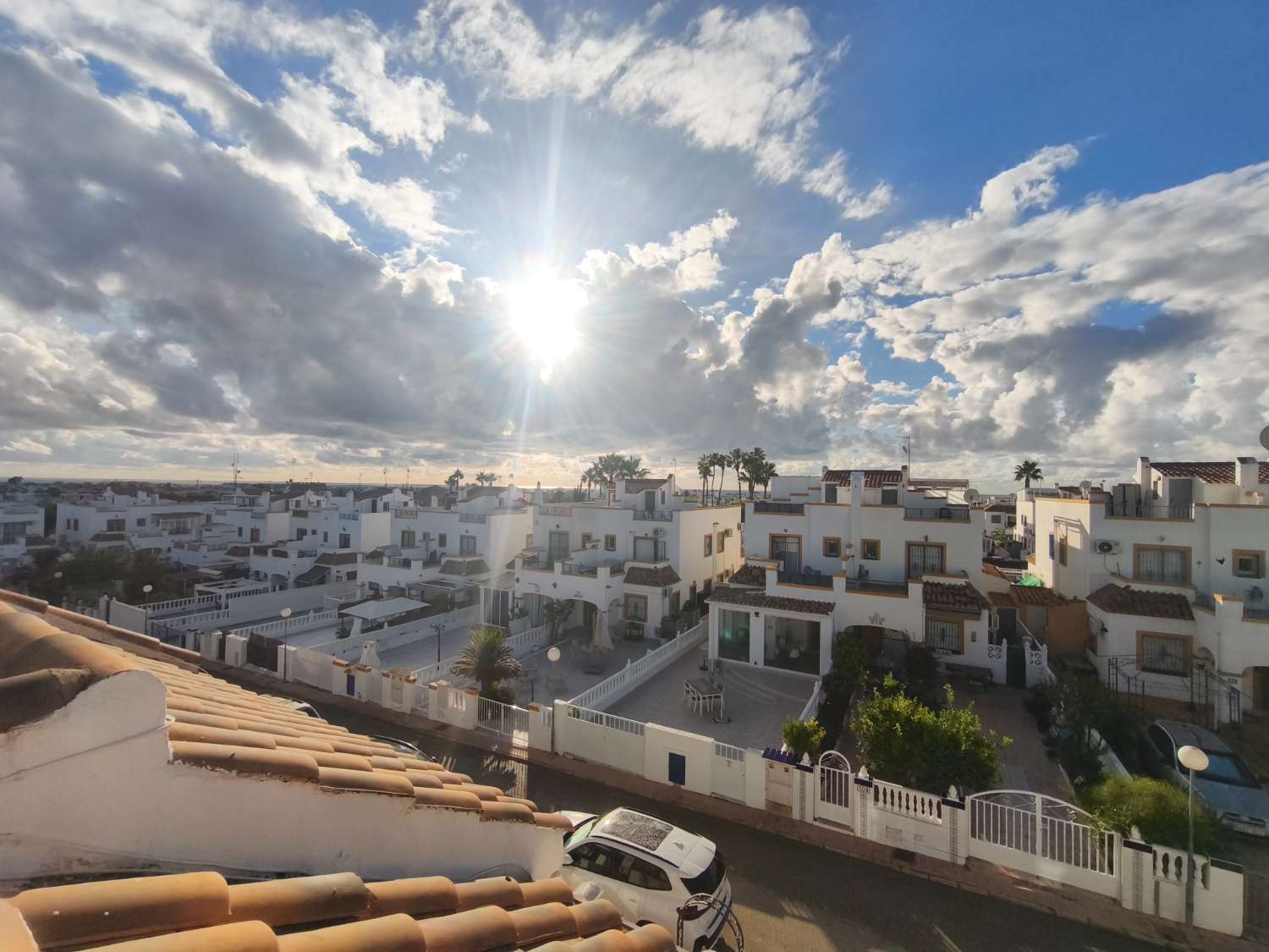 Apartamento en planta alta de 3 dormitorios con solarium privado