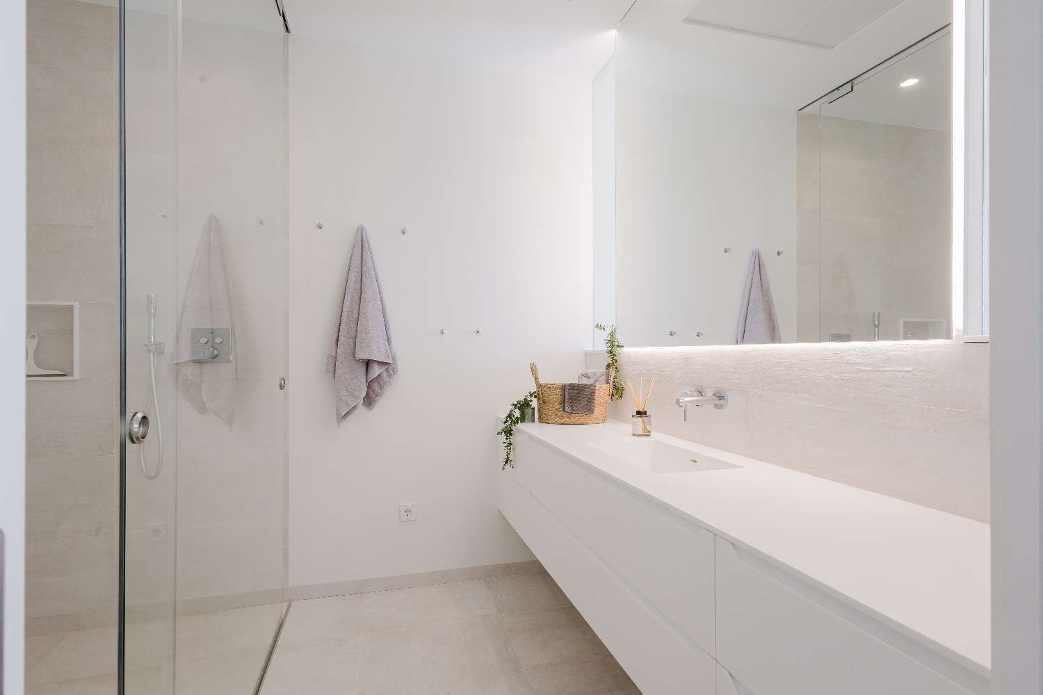Villa de lujo de 5 habitaciones con piscina privada en Las Colinas Golf