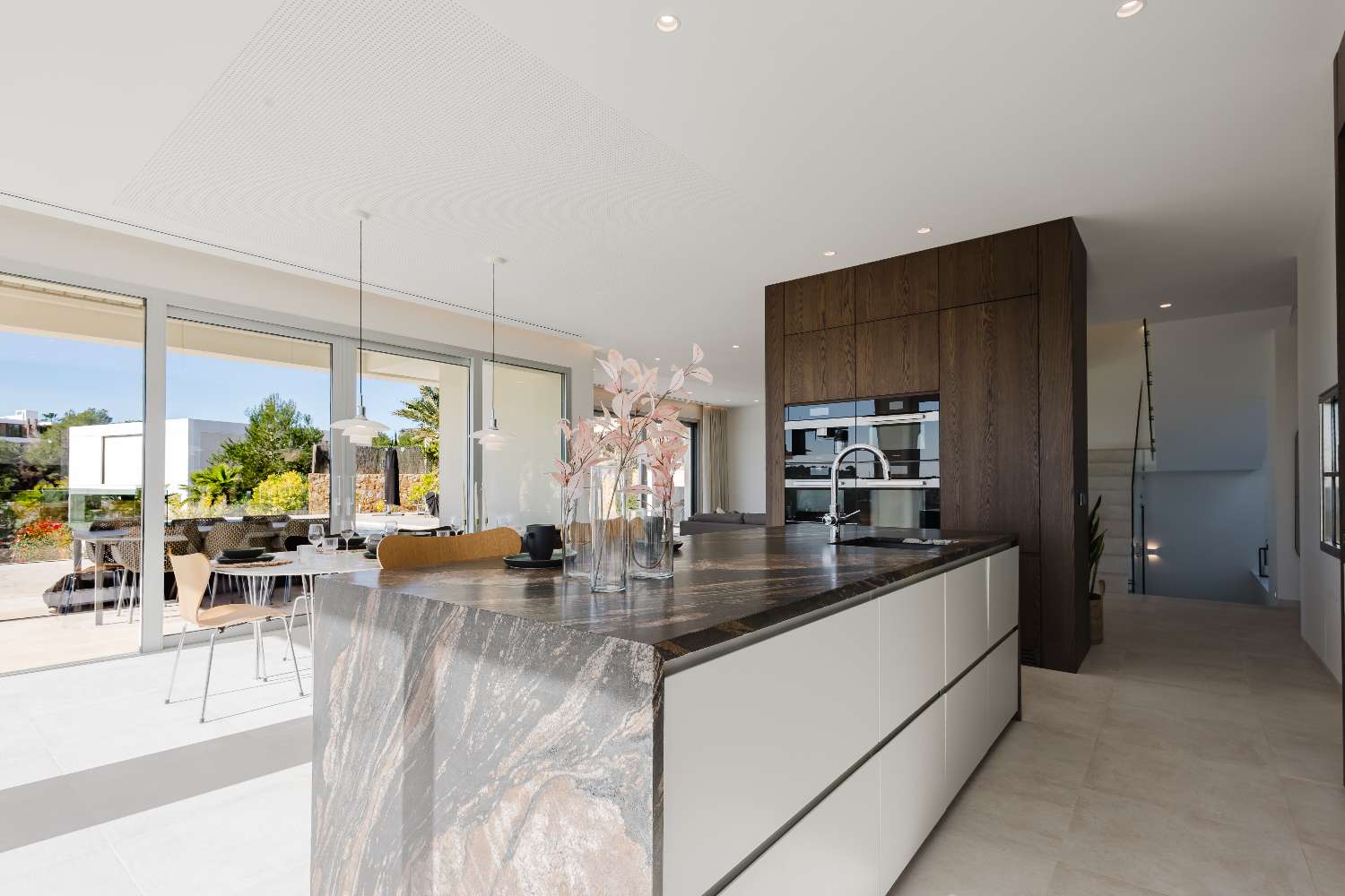 Villa de lujo de 5 habitaciones con piscina privada en Las Colinas Golf
