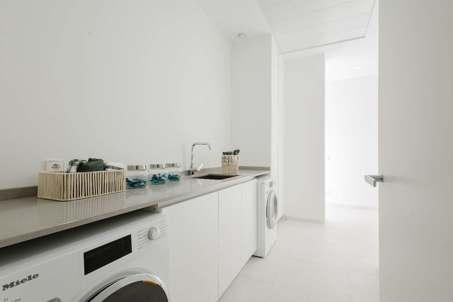 Villa de lujo de 5 habitaciones con piscina privada en Las Colinas Golf