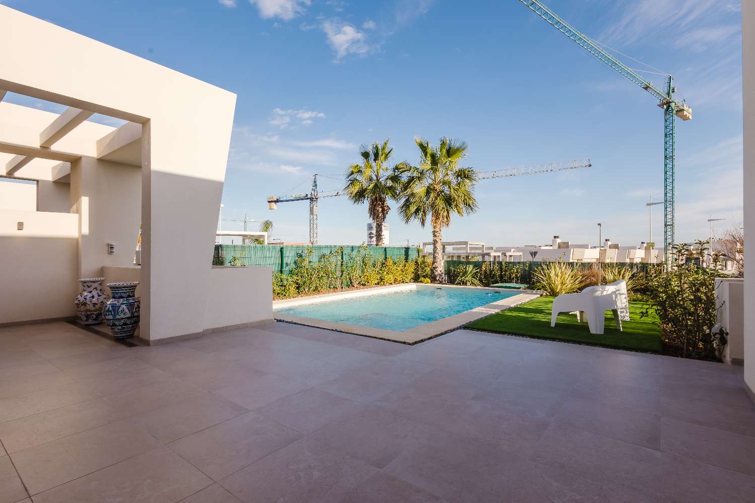 Villa moderna de lujo de 4 habitaciones con piscina privada en La Finca Golf Resort