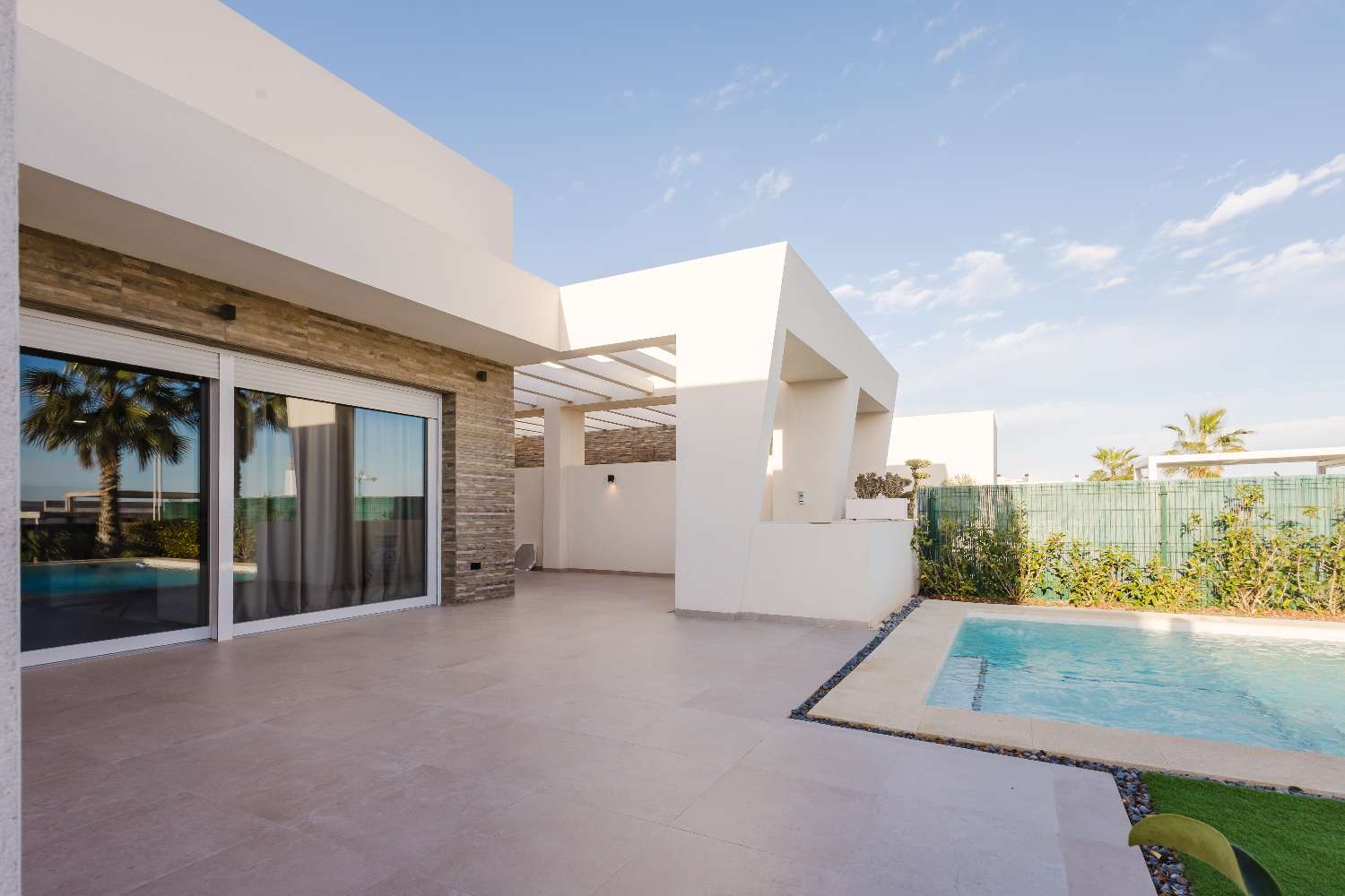 Villa moderna de lujo de 4 habitaciones con piscina privada en La Finca Golf Resort