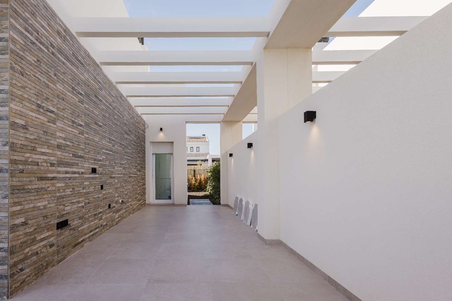 Villa moderna de lujo de 4 habitaciones con piscina privada en La Finca Golf Resort