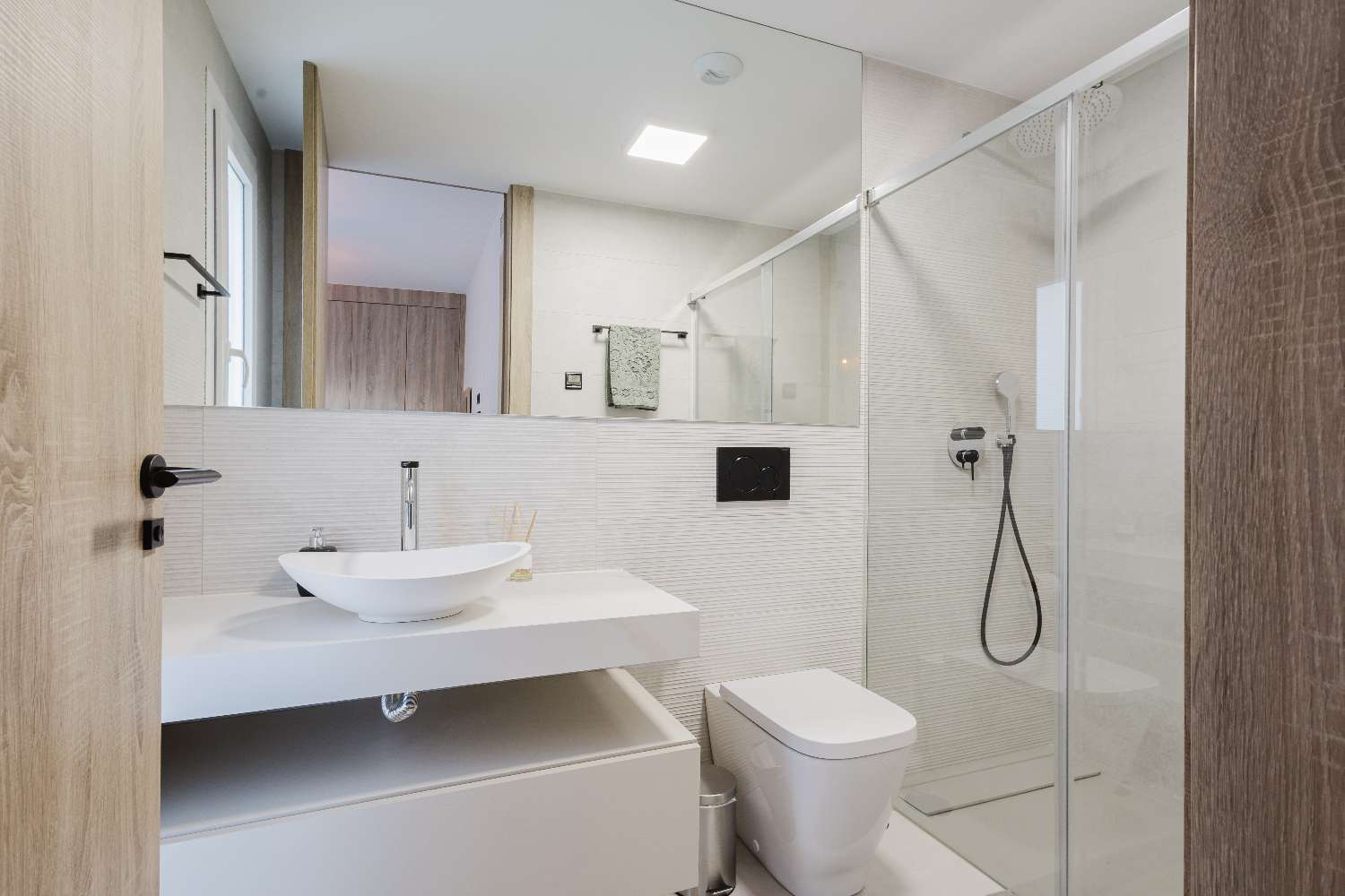 Villa moderna de lujo de 4 habitaciones con piscina privada en La Finca Golf Resort