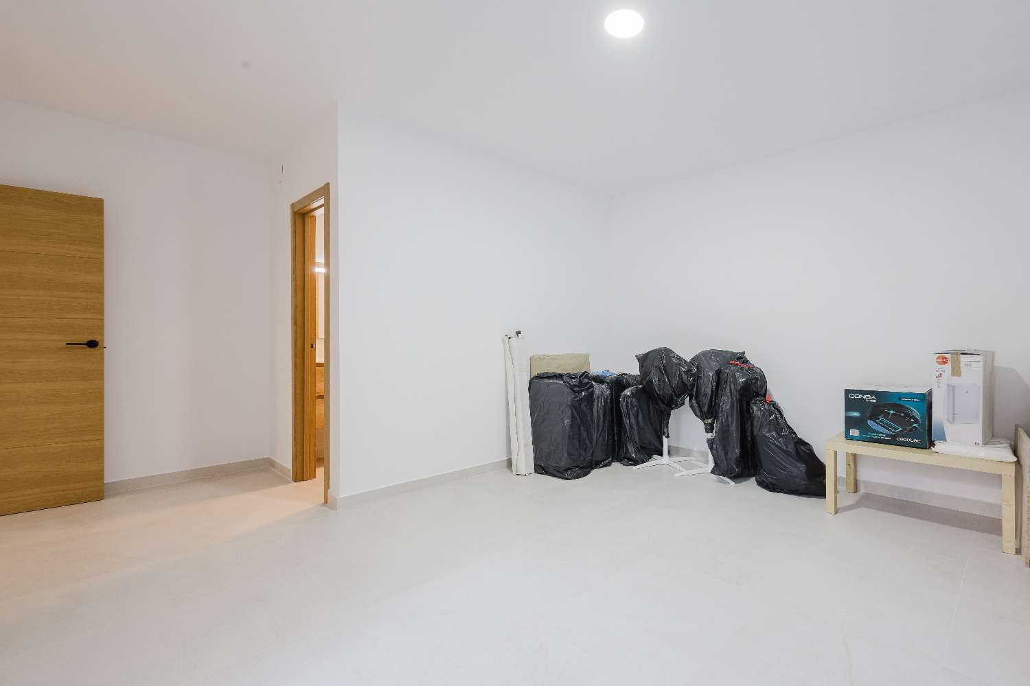 Villa moderna de lujo de 4 habitaciones con piscina privada en La Finca Golf Resort