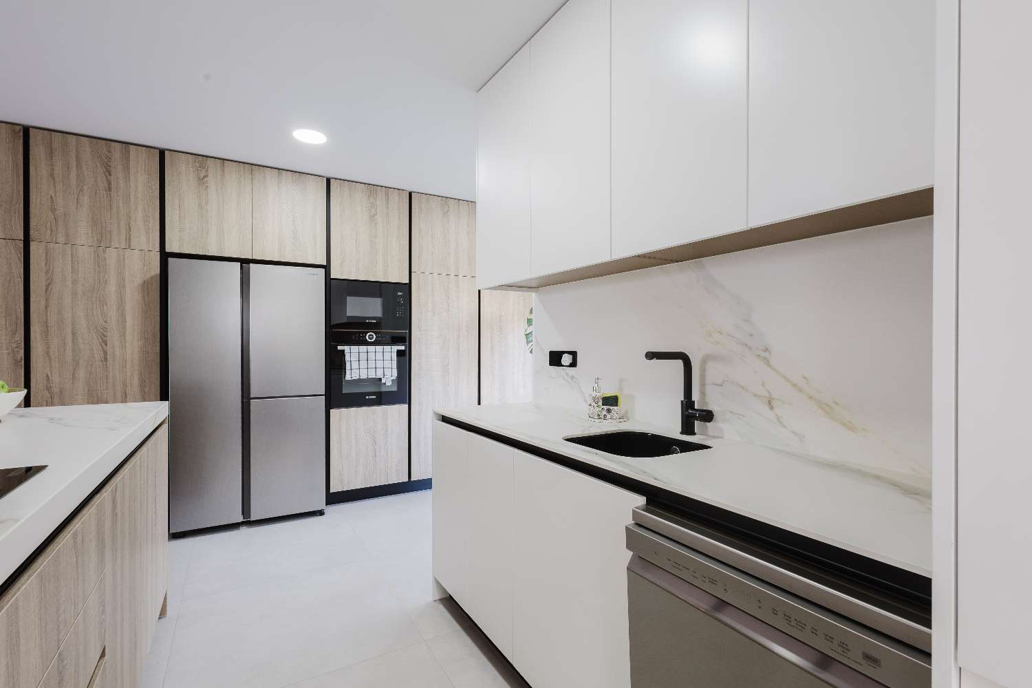 Villa moderna de lujo de 4 habitaciones con piscina privada en La Finca Golf Resort