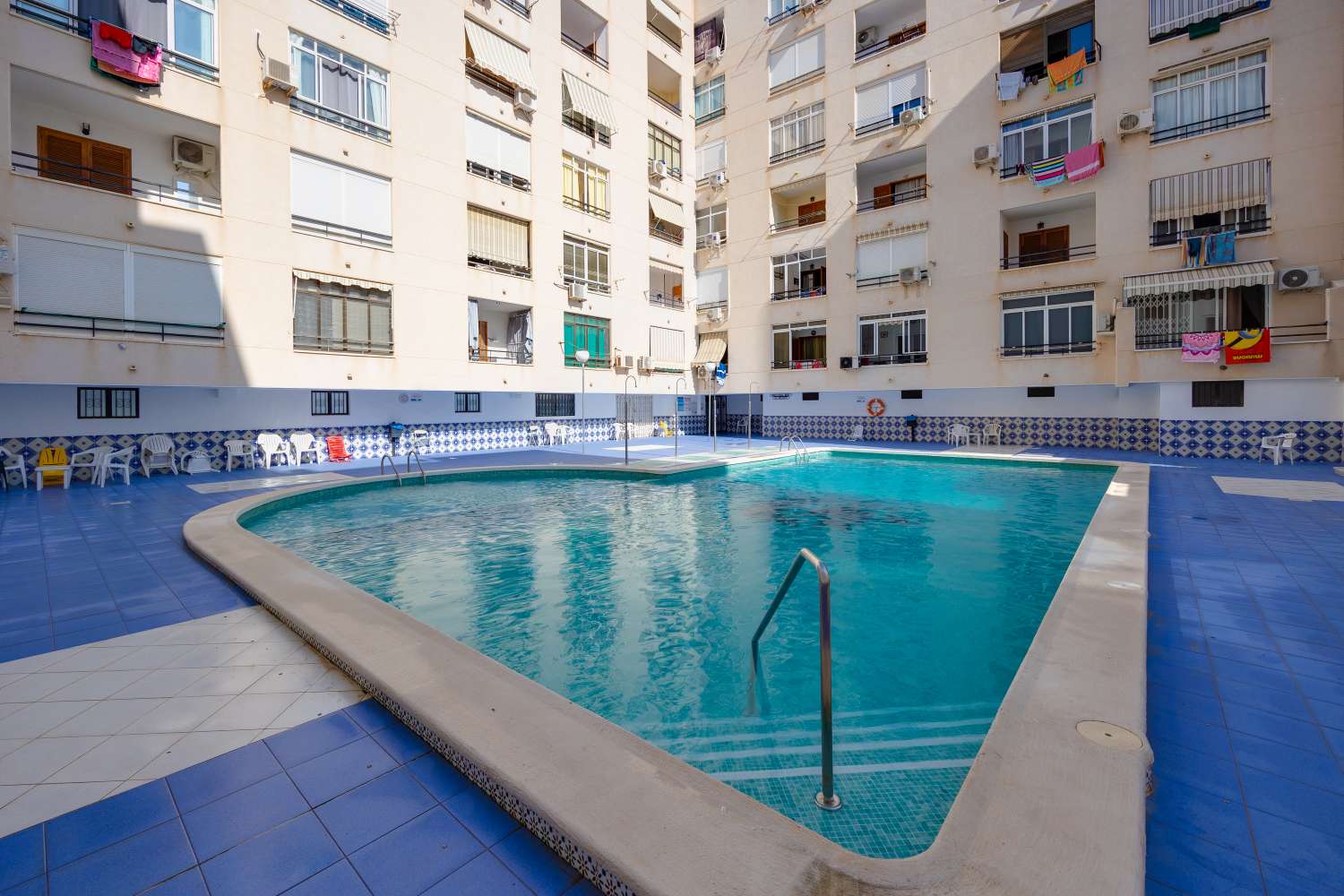 Piso con orientación sur a 500 metros de la playa