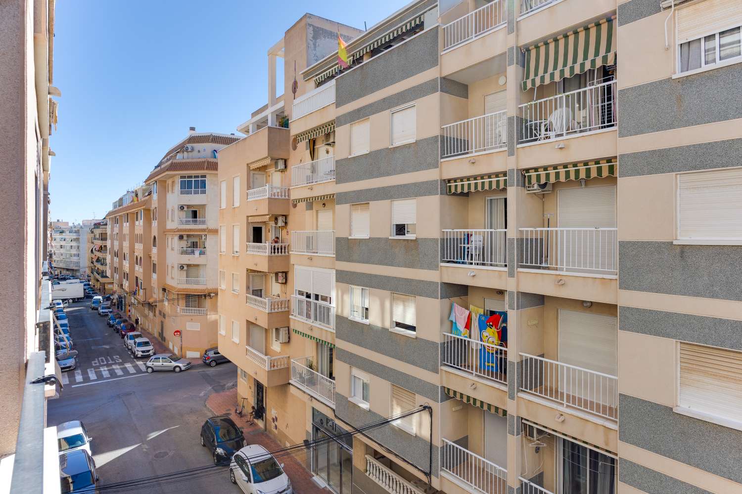 Piso con orientación sur a 500 metros de la playa