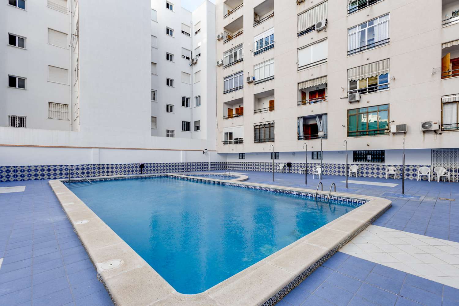 Piso con orientación sur a 500 metros de la playa