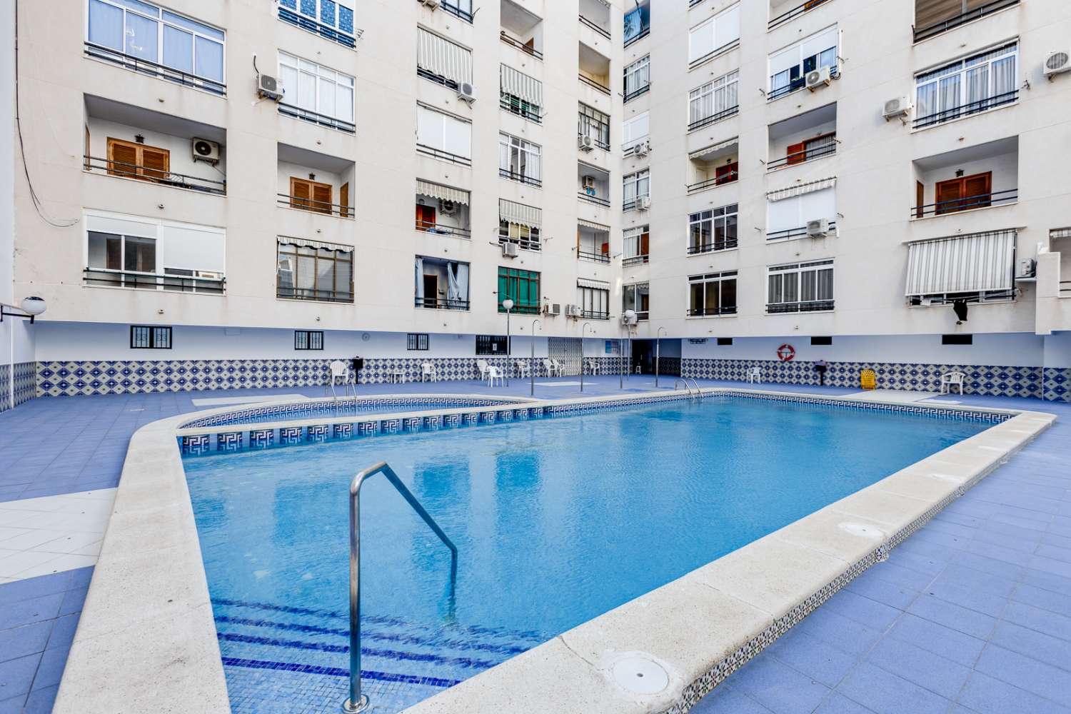 Piso con orientación sur a 500 metros de la playa