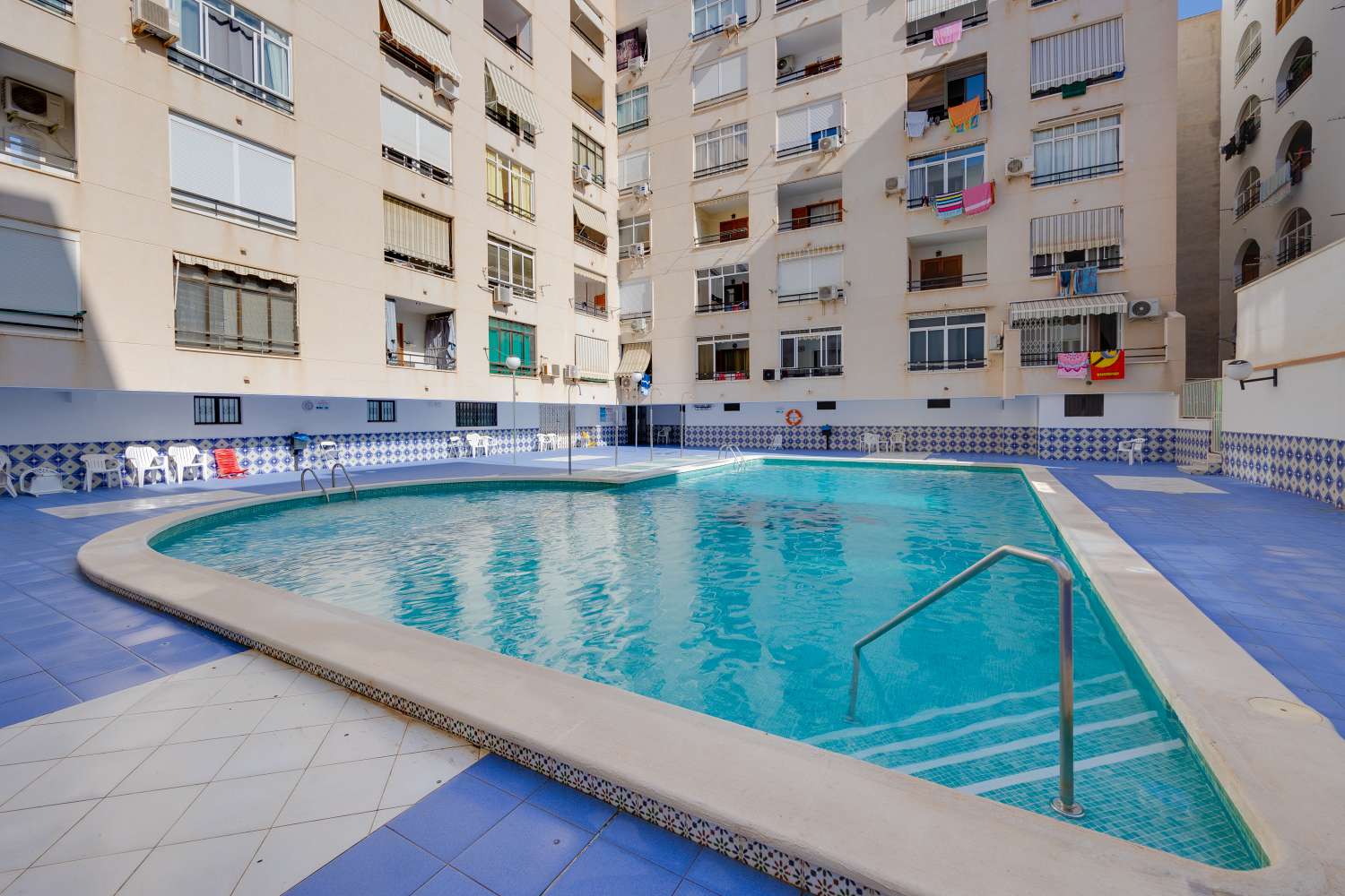Piso con orientación sur a 500 metros de la playa