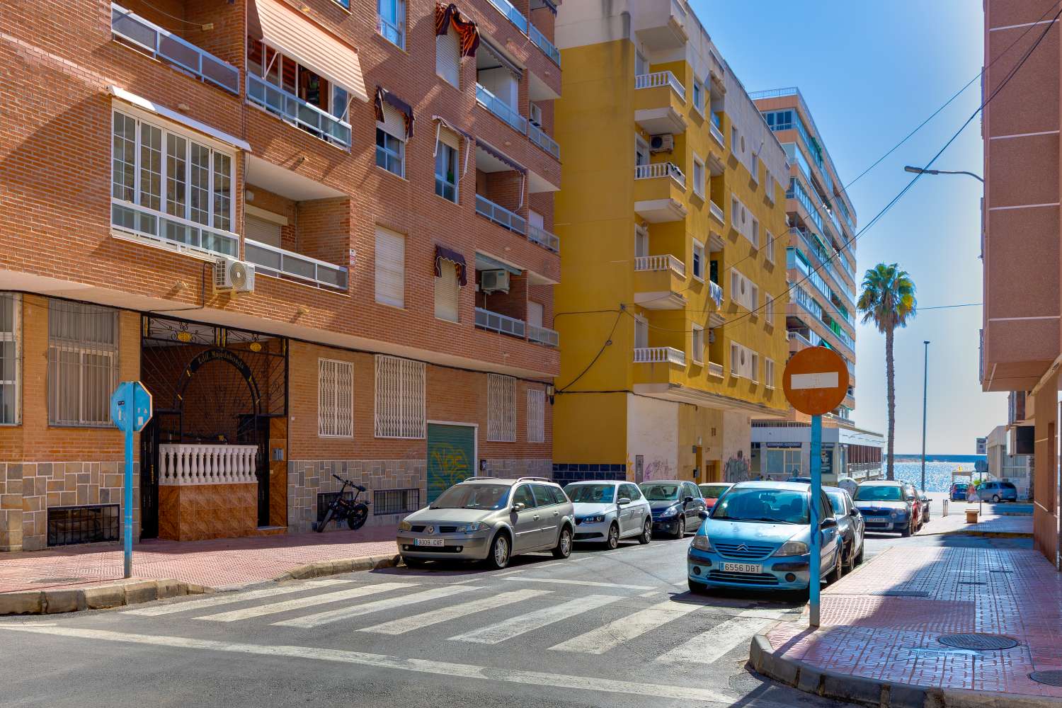 Piso de 2 dormitorios con orientación sur en Torrevieja