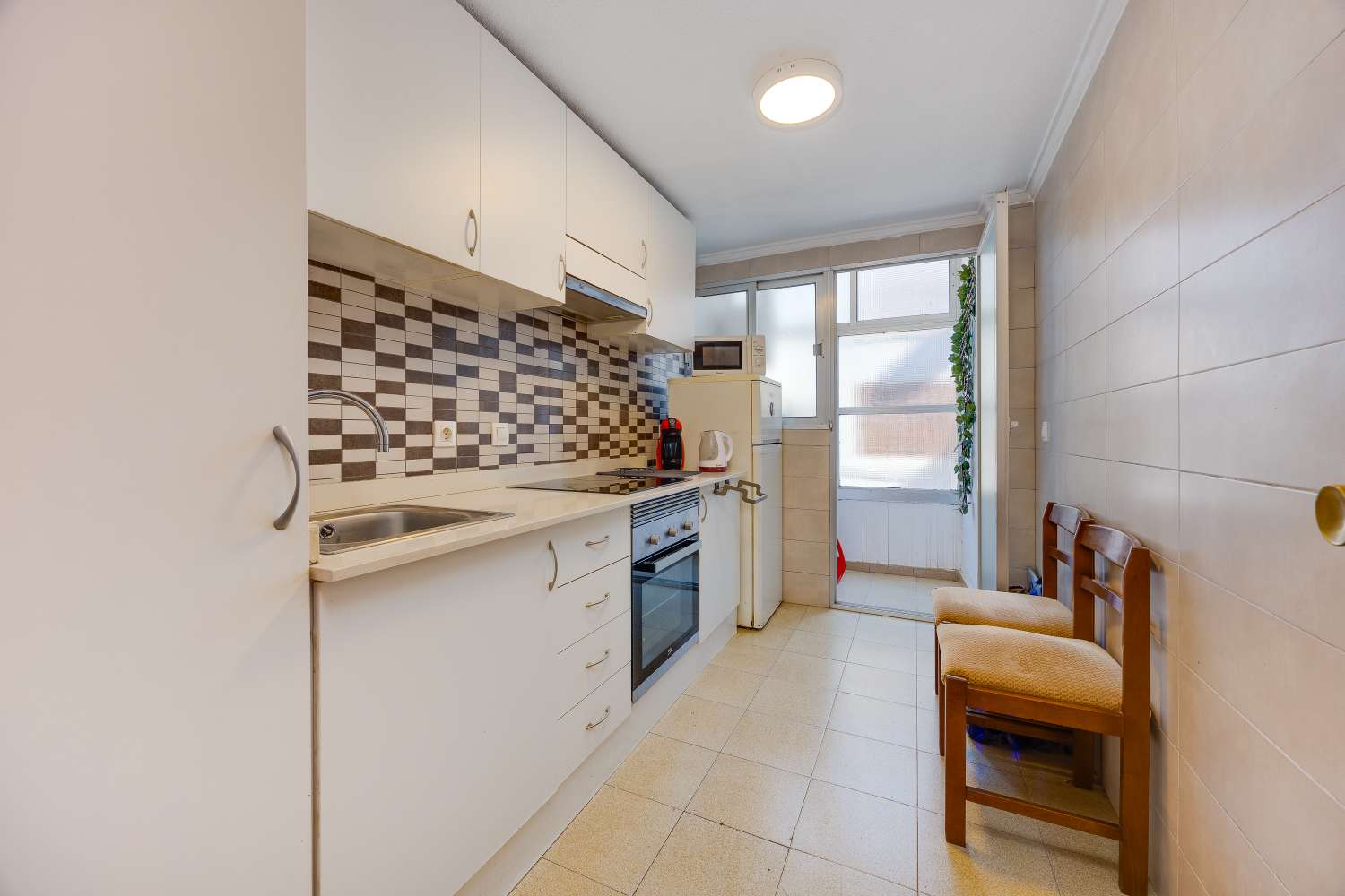 Piso de 2 dormitorios con orientación sur en Torrevieja
