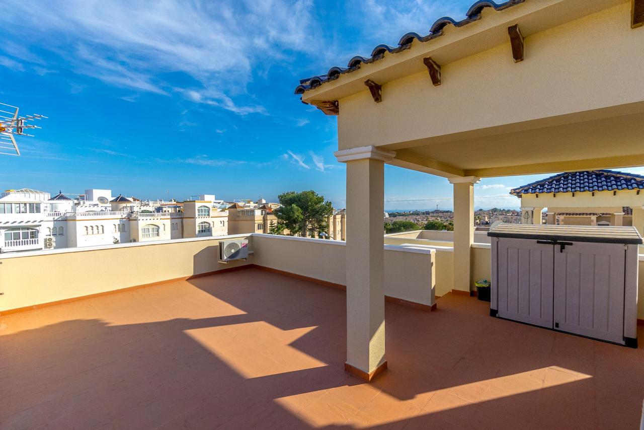 Charming 3-Bedroom Detached Villa with Private Terraces in Las Filipinas