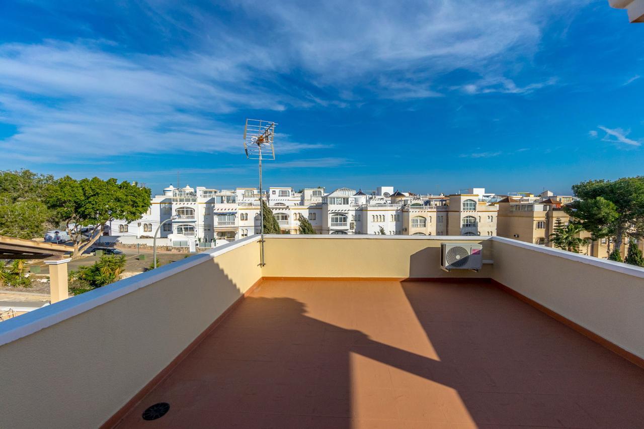 Charming 3-Bedroom Detached Villa with Private Terraces in Las Filipinas