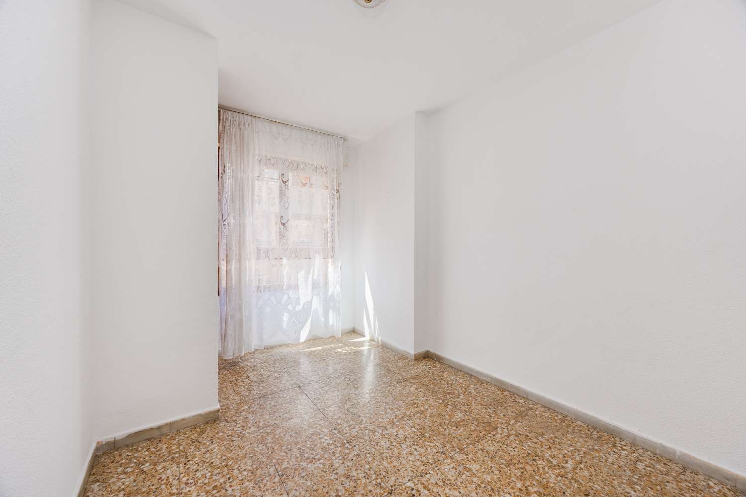 South-Facing 3-Bedroom Apartment with Sea Views, Just 100 Metres from the Beach