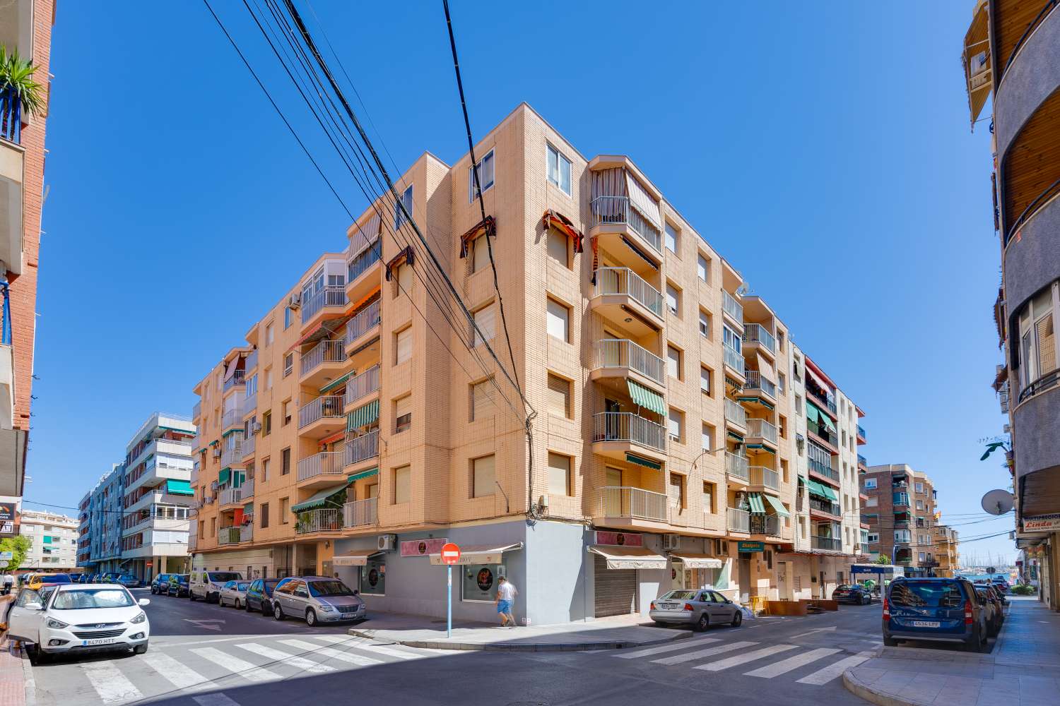 South-Facing 3-Bedroom Apartment with Sea Views, Just 100 Metres from the Beach