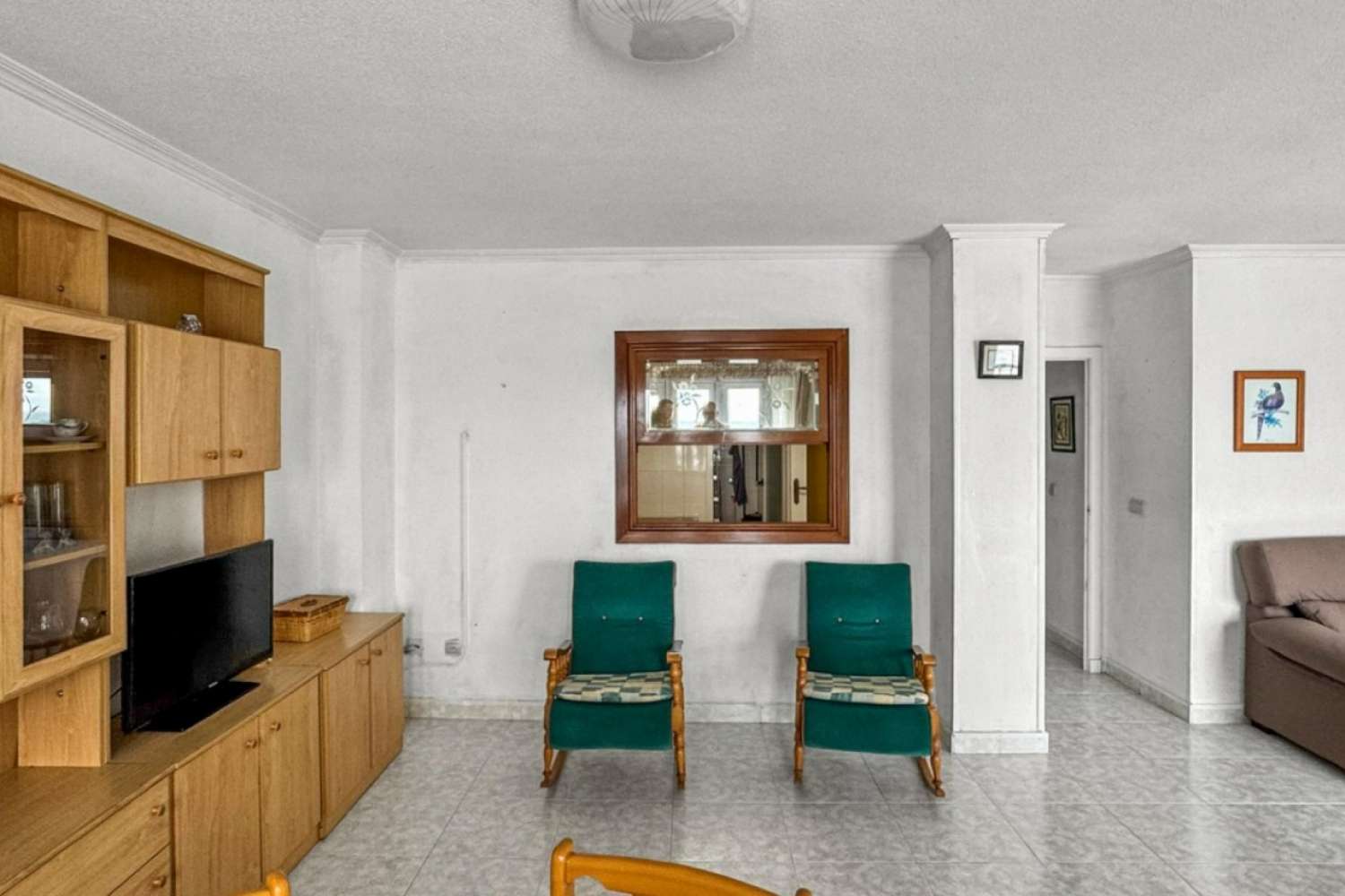 Spacious 3-Bedroom Seafront Apartment with Mediterranean Views