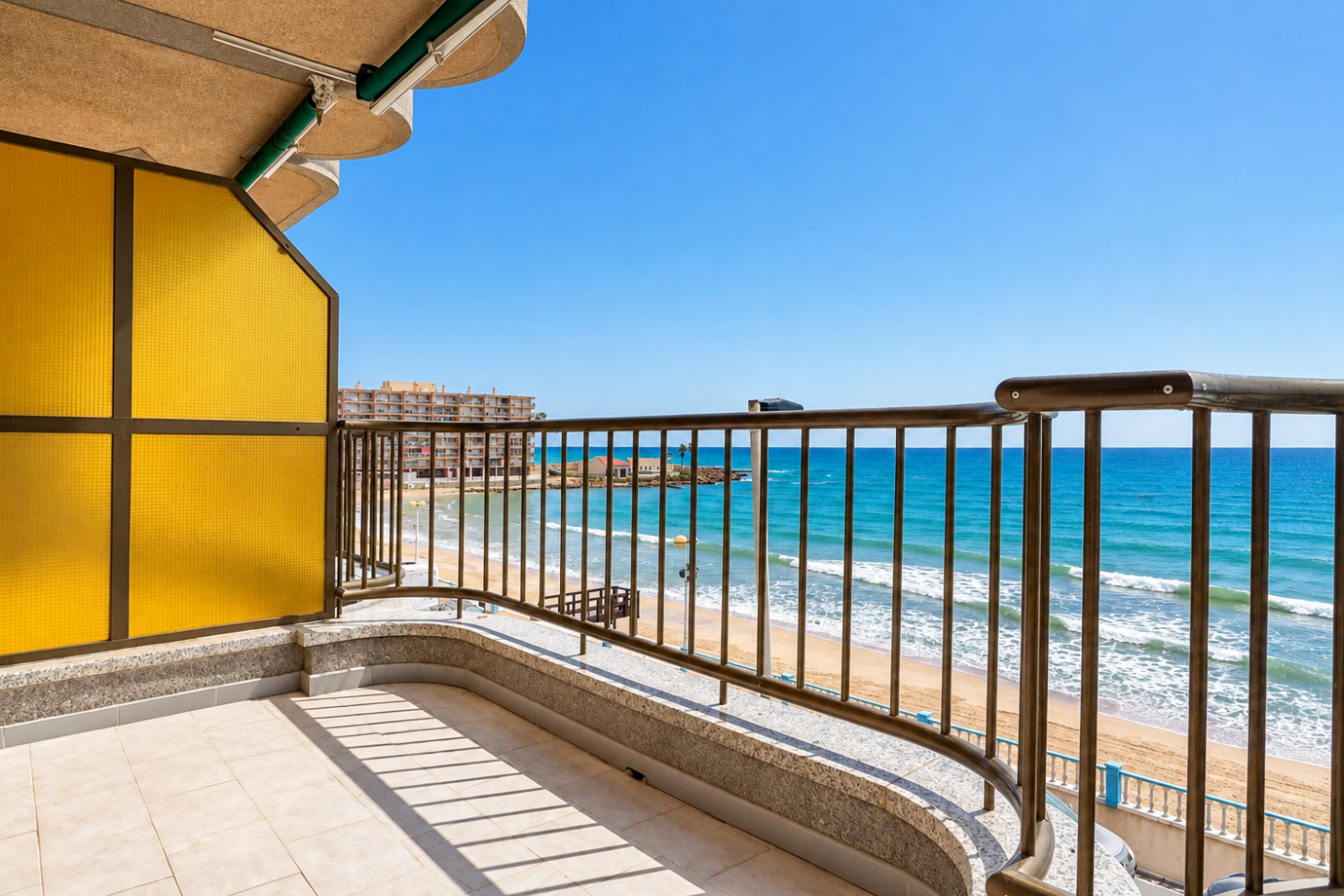 Spacious 3-Bedroom Seafront Apartment with Mediterranean Views