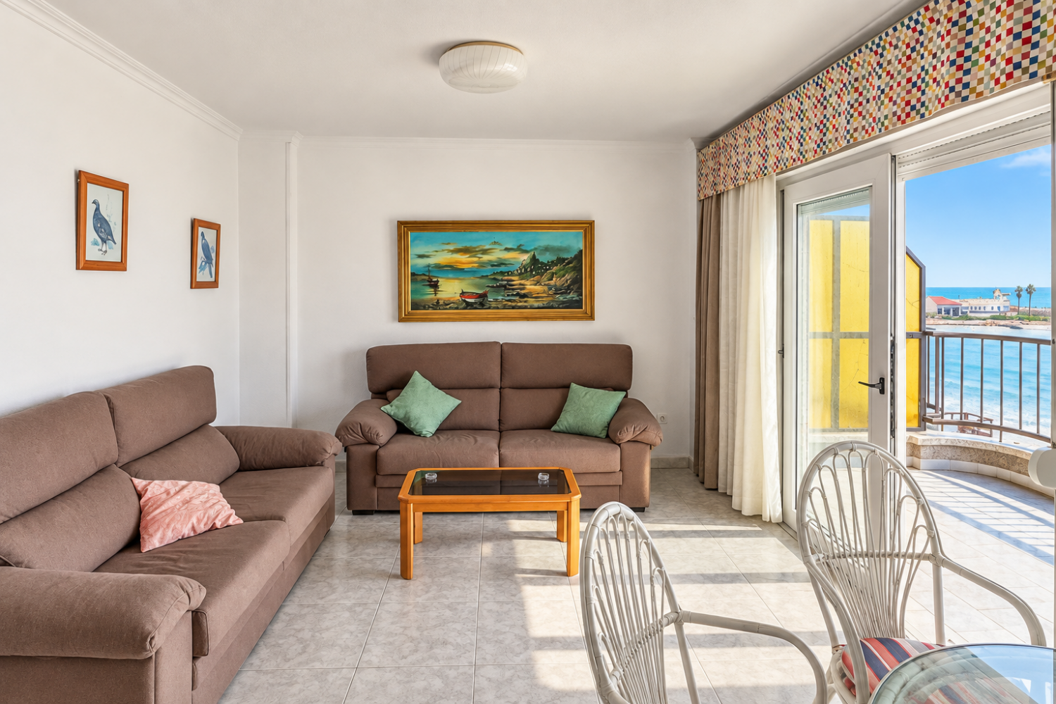 Spacious 3-Bedroom Seafront Apartment with Mediterranean Views