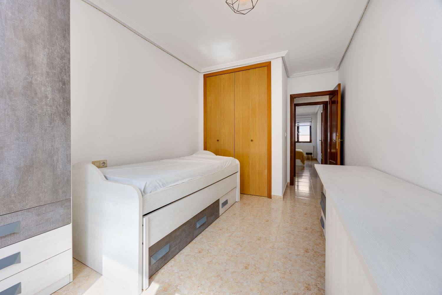 Spacious 3-Bedroom Apartment with Communal Pool & Garage in San Miguel de Salinas