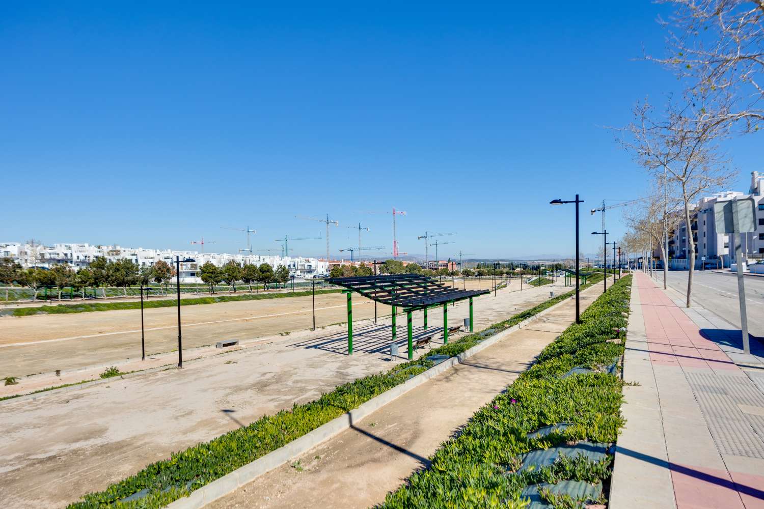 Spacious 3-Bedroom Apartment with Communal Pool & Garage in San Miguel de Salinas