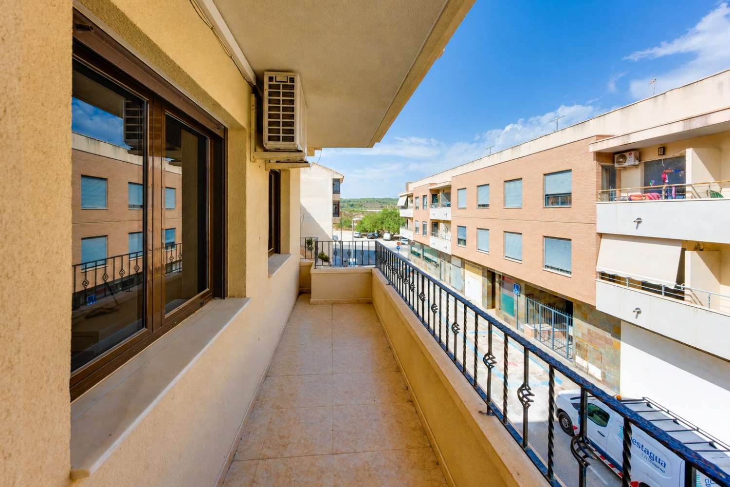Spacious 3-Bedroom Apartment with Communal Pool & Garage in San Miguel de Salinas