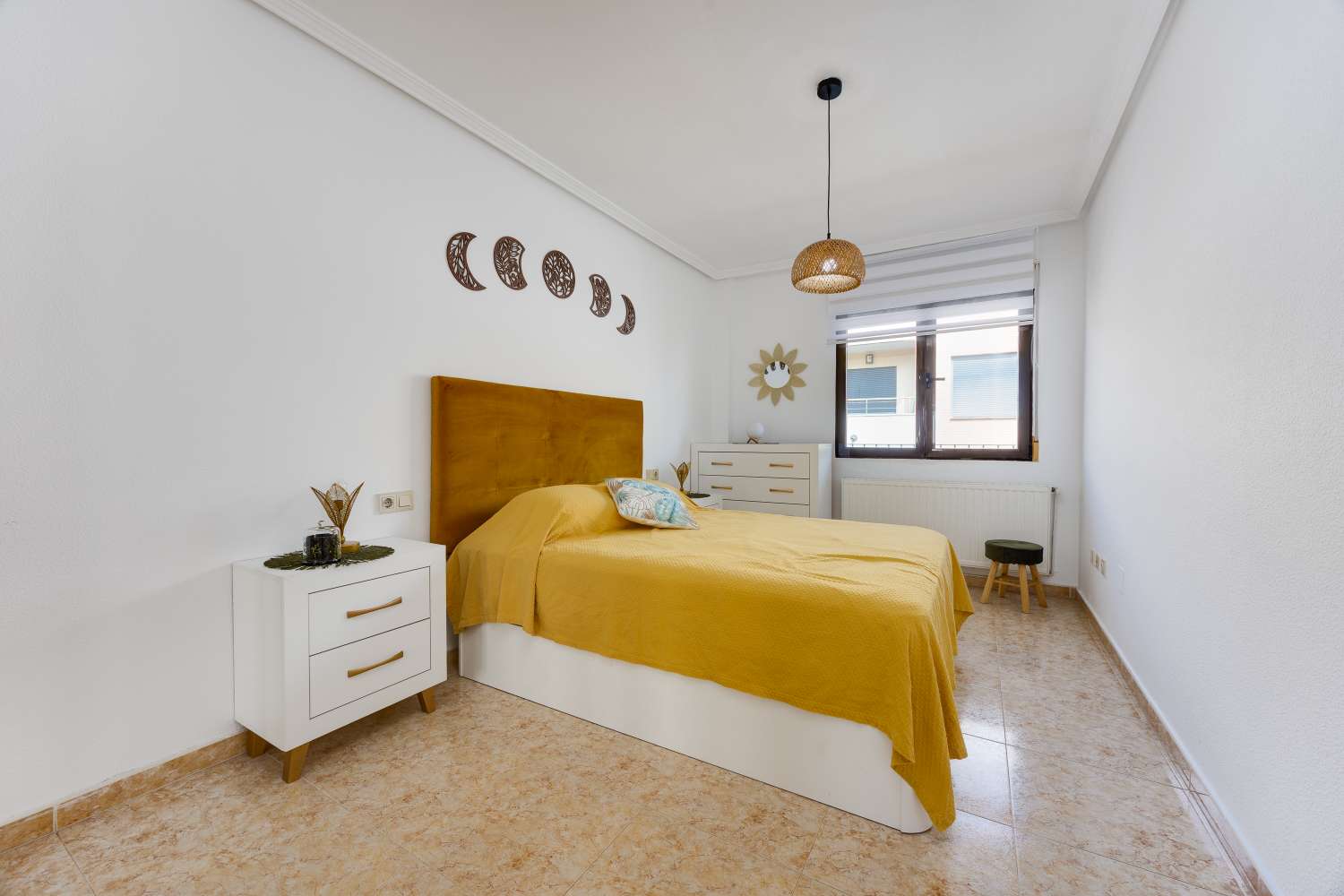 Spacious 3-Bedroom Apartment with Communal Pool & Garage in San Miguel de Salinas