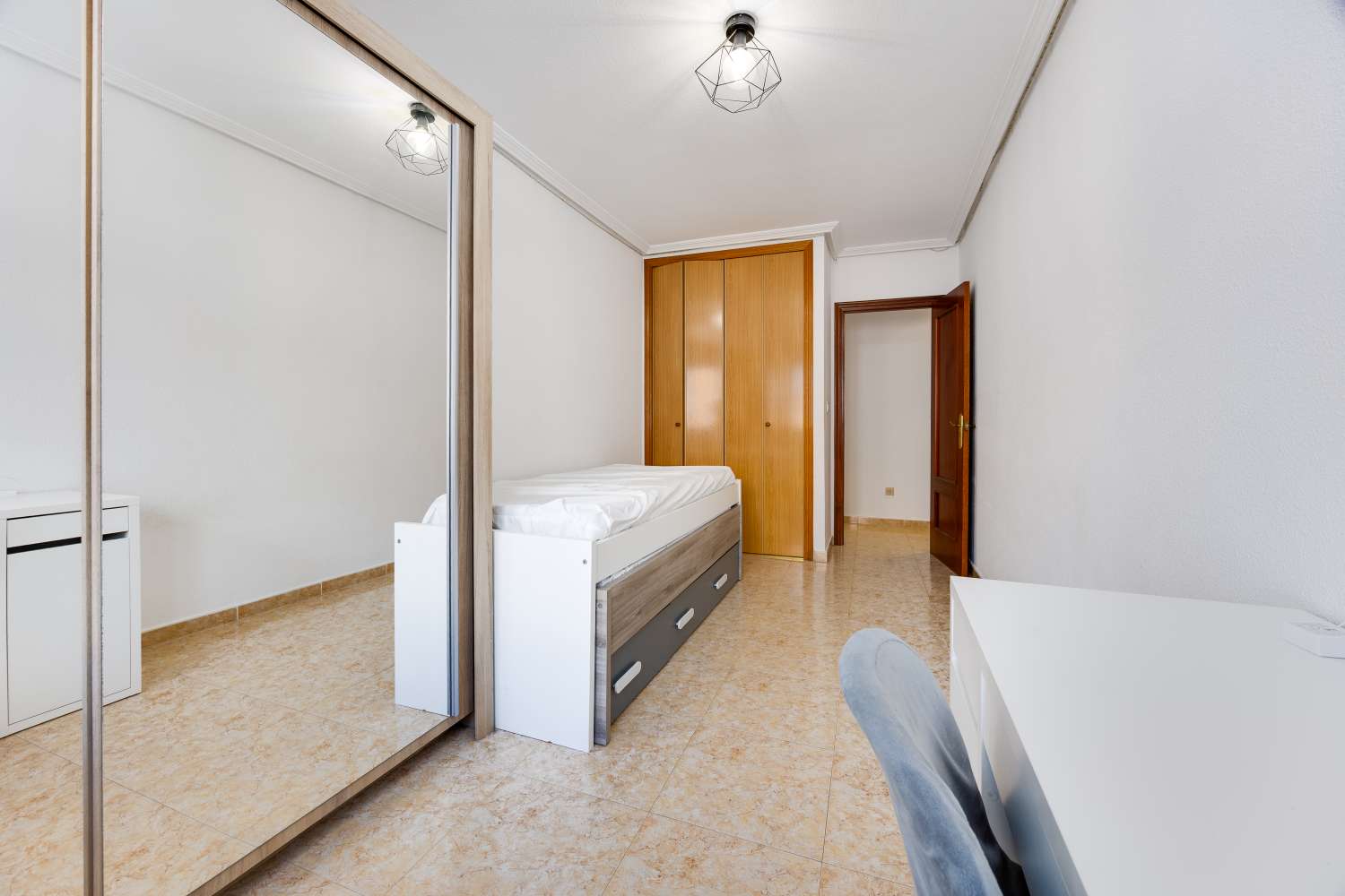 Spacious 3-Bedroom Apartment with Communal Pool & Garage in San Miguel de Salinas