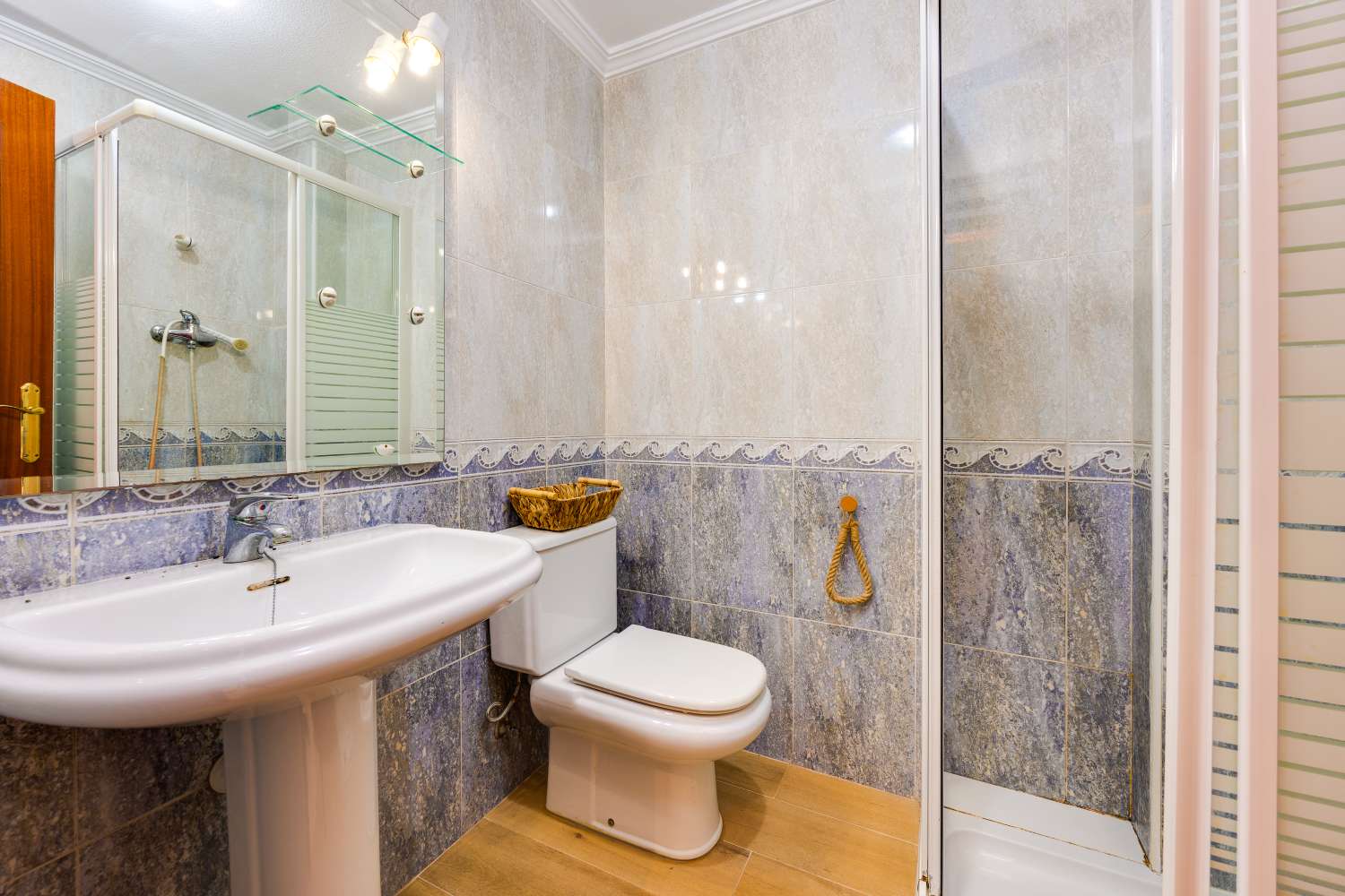 Spacious 3-Bedroom Apartment with Communal Pool & Garage in San Miguel de Salinas