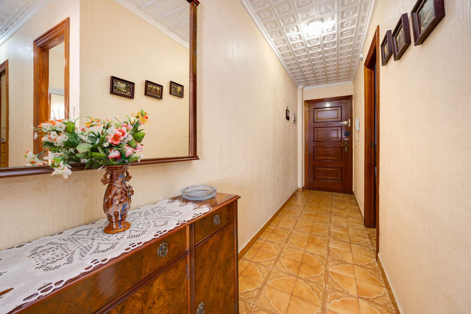 Beachfront Apartment with Direct Sea Views in Playa del Acequión, Torrevieja
